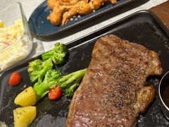 -必胜客(仲盛商城王安宇主题店)