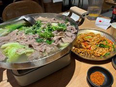 -川堂风·跷脚牛肉·乐山爆炒(宝山日月光店)