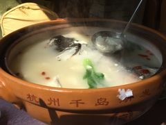 -披云山庄