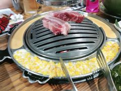 -青瓦炭韩潮烤肉(花园道店)