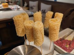 -尚尚仙·酸汤猪手·猪肚鸡火锅(华联万柳购物中心店)