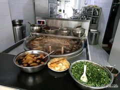 -遵义虾子张六羊肉粉(金码头店)