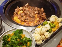 -山河屯铁锅炖(绥望路店)