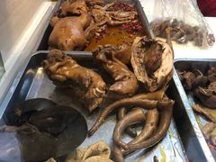 -王浩儿纪六孃甜皮鸭(乐山总店)