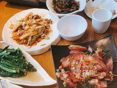 -隔壁老王·家常云南菜(花巷店)