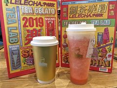 草莓酪酪-LELECHA乐乐茶(上海五角场万达广场店)