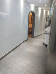 -LESSMORE科技头皮理容中心