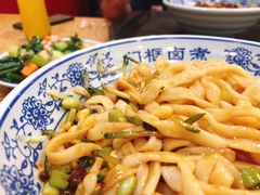 老北京炸酱面-门框胡同百年卤煮(新街口店)