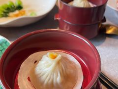 蟹黄鲜肉小笼包-福玺荟(外滩罗斯福店)