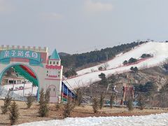 -蓟洲国际滑雪场