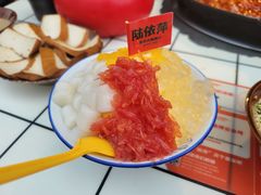 杨枝甘露冰汤圆-陆依萍重庆火锅商行(龙湖时代天街店)