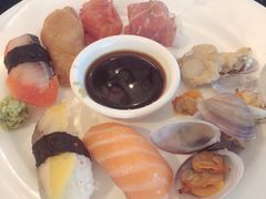 -圣丰索菲特·2 On 988 Café 自助餐厅