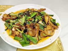 -华光驿站私房菜·黑金冠