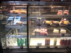 面包甜点陈列柜-COSTA COFFEE(上海虹口公园店)