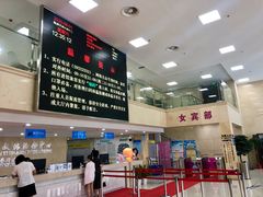 -金银湖市民文体活动中心恒温游泳馆