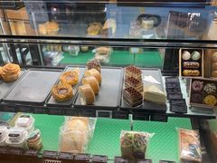 面包甜点陈列柜-星巴克臻选(惠州华贸天地1楼店)