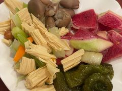 -聚首堂·特色小吃·肘子(什刹海德胜门店)