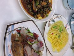 -老鄞江清水龙虾•赵赵家(江北店)