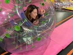 -嘿哟动霸CHUA·新潮玩运动娱乐中心·蹦床滑冰团建乐园