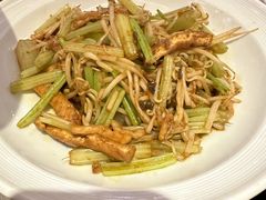 -闫府私房菜·老字号(恒隆店)