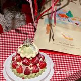 冬天的第一个草莓圣诞树🎄🍓
