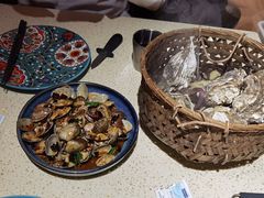-蚝堡海鲜·威海菜·海肠捞饭·烧烤·亚洲吃蚝公司(幸福门店)