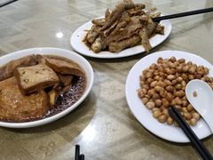 -山里人家土菜馆(茅山店)