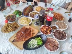 -何适山庄 ·可团建(水长城P2停车场店)