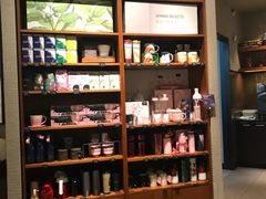 -星巴克臻选(北京银泰店)