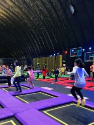 -失重星球乐园·蹦床馆(欢乐谷店)