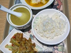 -老乡鸡(上海品尊国际中心店)