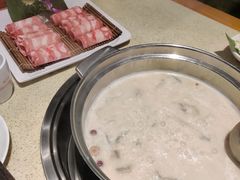 -煲大王猪肚鸡·椰子鸡火锅(红谷滩万达店)