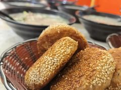 -万红路羊汤烧饼店(将台路店)