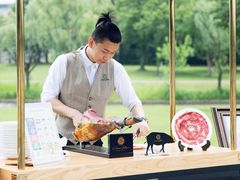 -上海佘山世茂艾美酒店