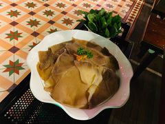 -左庭右院鲜牛肉火锅(新梅广场店)