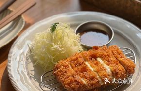 Extra Large Cheese Pork Cutlet