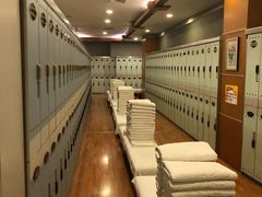 -嘉年华会水疗会(大剧院站E出口店)