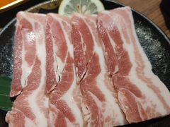 厚切猪五花-九田家黑牛烤肉料理(太阳宫广场店)