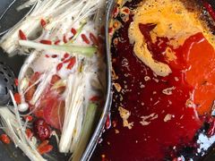 鸳鸯锅-玉林串串香·成都老字号(玉林街总店)
