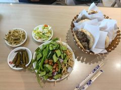-闫家驴肉老店(华电一校店)