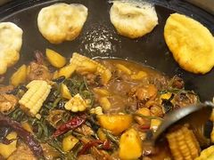 -那红花·东北菜铁锅炖(仙林金鹰店)