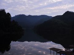 56349341201102192352344041115366902_004_640-千岛湖龙川湾