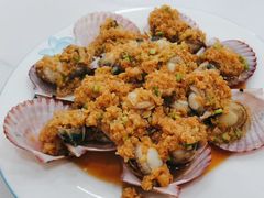 油泼扇贝-天伦海鲜·老味道·青岛菜(栈桥天主教堂店)