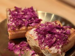 kiri奶酪玫瑰花油条-小豆海棠(嘉兴路店)