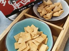 -有红鸡毛店·川菜(建设路店)