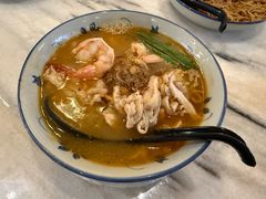 滑鸡鲜虾河粉-何九海南茶店(鬼仔巷店)
