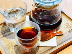 -ZING COFFEE 镜咖啡