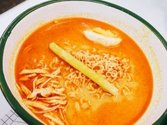 咖喱方便面-春麗吃飯公司(工体店)