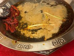 -山城年华老火锅(玉林店)