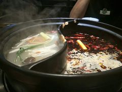 -两三事小郡肝串串香火锅(桂庙店)